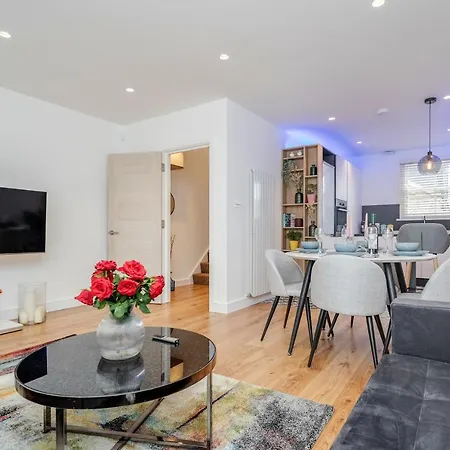 Beautiful 2 Bedrooms Split Level Fulham Apartment London Exterior photo